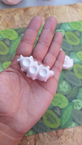 Imagen 4 de 4 de Pack 8 Mini Figuras De Yeso Para Pintar Diseño Insectos