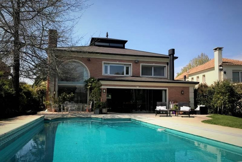 Imagen 9 de 30 de Lindísima Casa Al Bosque - En Venta - Castores Nordelta - Bajó De Precio!