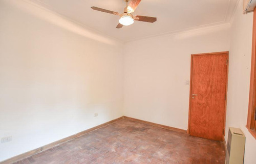 Ph Venta 2 Dormitorios 1 Baño Patio 81 Mts 2 Cubiertos 100 Mts 2 Totales - La Plata