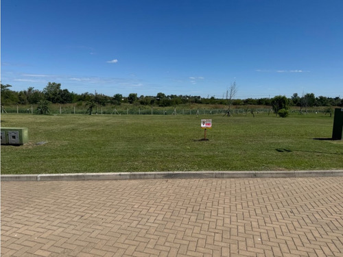 Vendo Terreno, 503 M2 En Las Acacias, C. Del Uruguay, Entre Ríos.