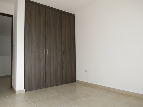 Imagen 10 de 14 de El Refugio - Casa En Renta. Condominio Con Seguridad Y Amenidades.