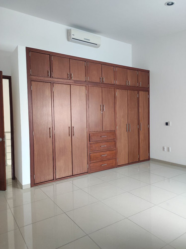 Casa En Venta O Renta En El Refugio Queretaro