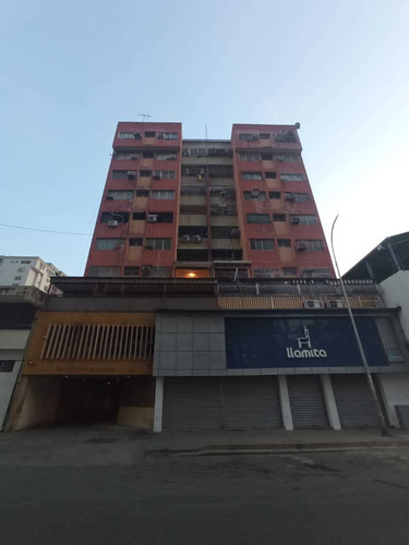 Imagen 1 de 12 de Venta Apartamento Centro Maracay 
