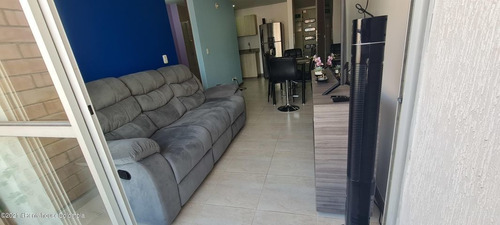 Imagen 2 de 14 de Apartamento En Calle Larga, Sabaneta 22-1237 C.o