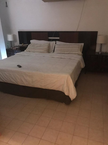 Imagen 5 de 13 de Se Vende Hermosa Casa Quinta Predio De Oportunidad En La Urb. Andres Bella La Mejor Zona De Maracay Aragua 04243785803
