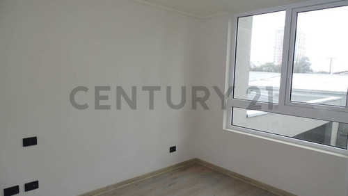 Arriendo Moderno Departamento 1d 1b En Concepción