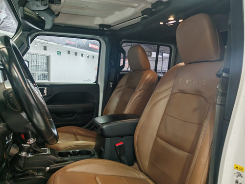2020 Jeep Gladiator Overland 4x4