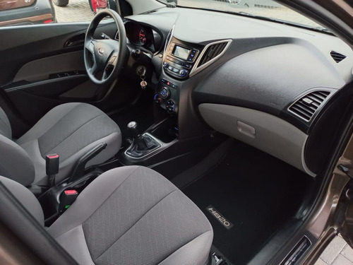 Imagem 10 de 14 de Hyundai Hb20s C.plus/c.style1.0 Flex 12v Mec. 4p 2018/20...