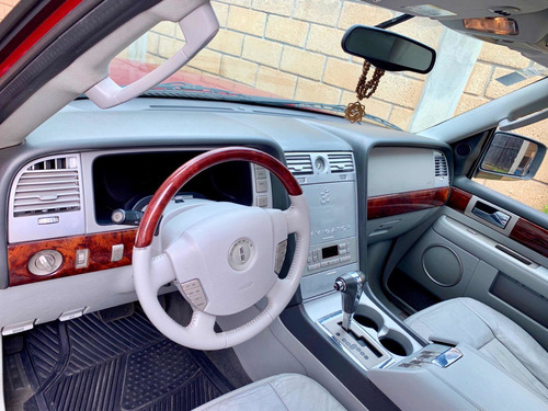 Imagen 3 de 15 de Lincoln Navigator 2005 Vagoneta Ultime 4x2 At