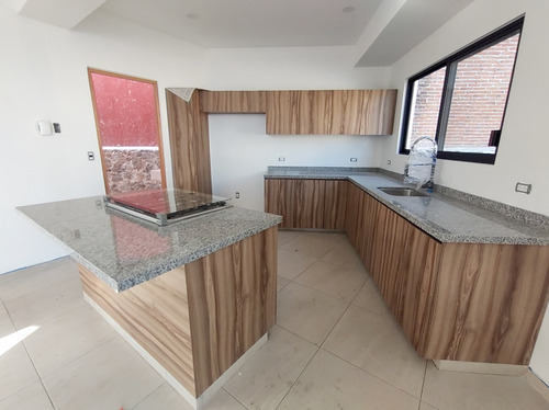 Casa Minimalista Nueva En Lomas Tetela, Cuernavaca Morelos.