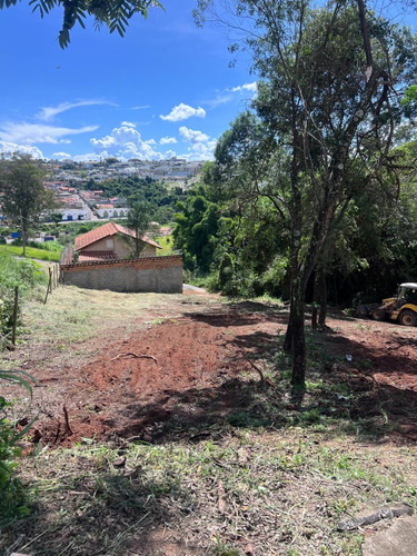 Lote A Venda No Parque São Jose/ Varginha-mg