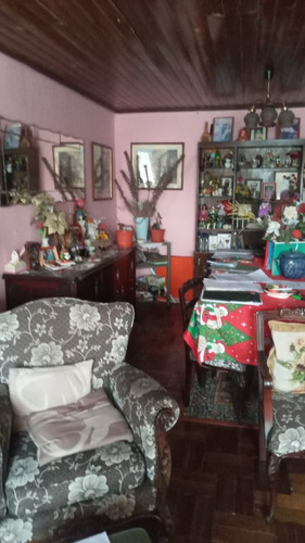 ¡oportunidad En Concepción: Casa Amplia Y Bien Ubicada!