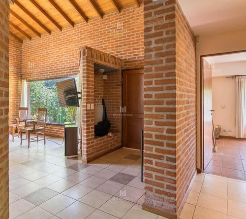 Imagen 3 de 30 de Casa Chalet En Venta Ubicado En Barrio Parque Las Lomadas, Campana, G.b.a. Zona Norte