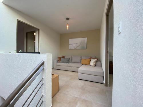 Casa Residencial En Chalco, 3 Recamaras Y 3 Baños .