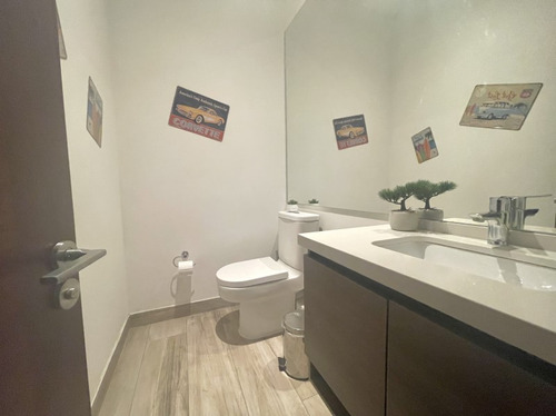 Duplex Con Jardin/ Portal La Dehesa