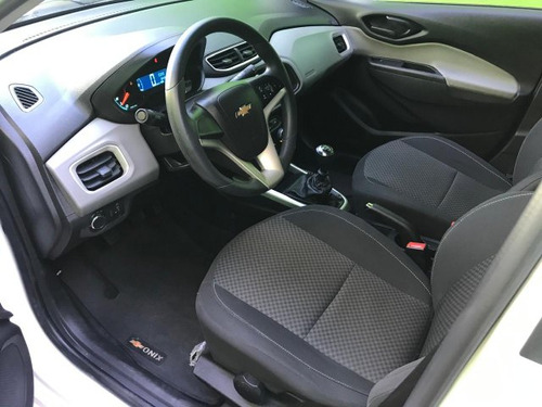Chevrolet Onix Onix 1.4 MPFI LT 8V FLEX 4P MANUAL