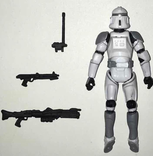 3 Bonecos Star Wars 3.75 Clone Trooper 41st Action Figure. (Usado)