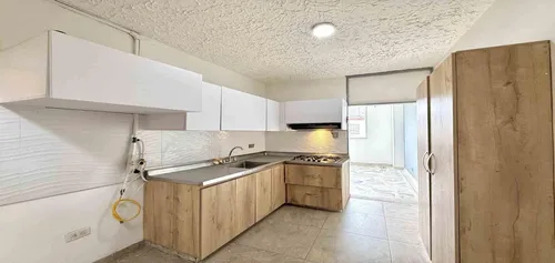 Apartamento En Venta En Popular Modelo (279061542).