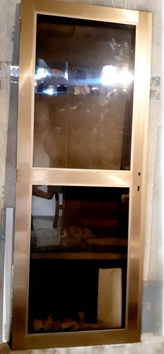 Puerta De Aluminio Y Vidrio