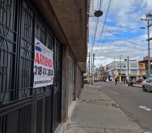 Arriendo Local Comercial Con Bodegaje Y/o Oficinas Prado Veraniego Norte Bogota.