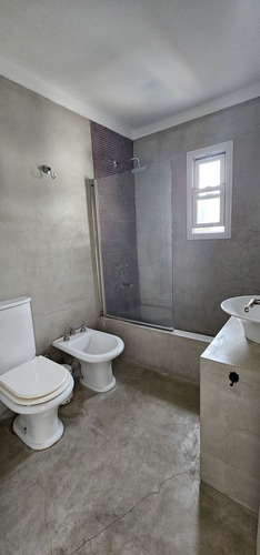 Casa En Venta, Castelar Norte