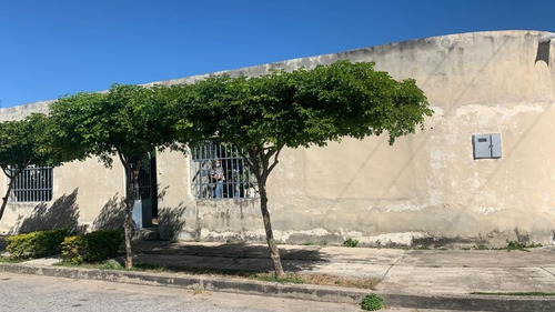 Imagen 7 de 13 de Se Vende Casa En Urb. Valle Fresco Turmero 04121460083