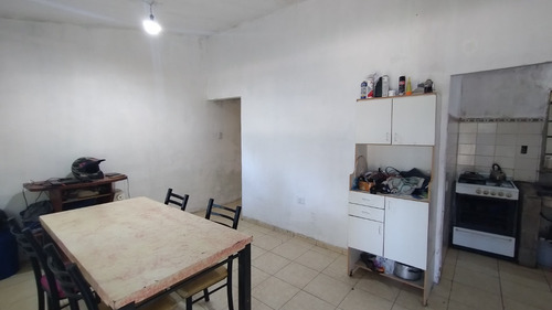 Casa A Reciclar En Rio Ceballos
