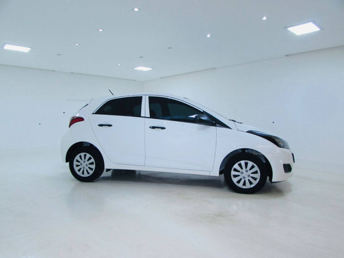 Imagem 6 de 12 de Hyundai Hb20 1.0 Unique 12v Flex 4p Manual