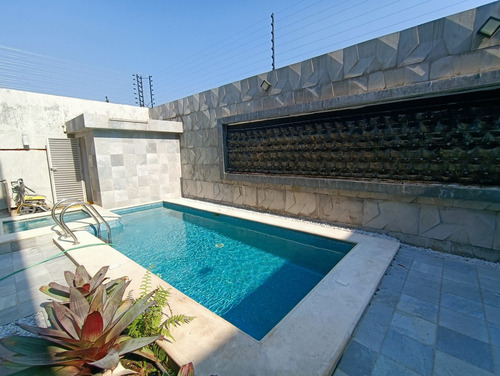 Imagen 24 de 30 de En Venta Lujosa Casa Amoblada En Urbanización Guataparo, Valencia