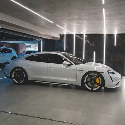 Porsche Taycan Turbo 2020