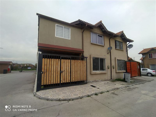 Casa En Venta De 3 Dorm. En Lampa