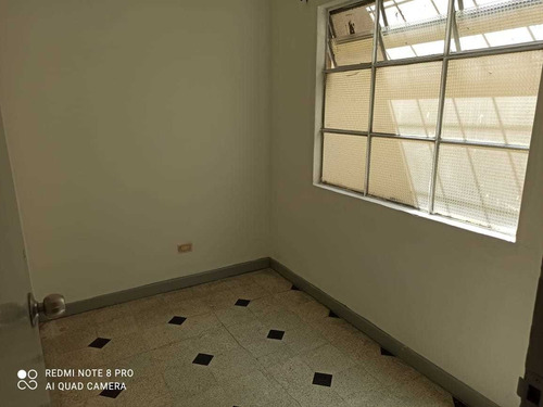 Estadio Calasanz Avenida 80 Segundo Piso Para Oficinas O Vivienda
