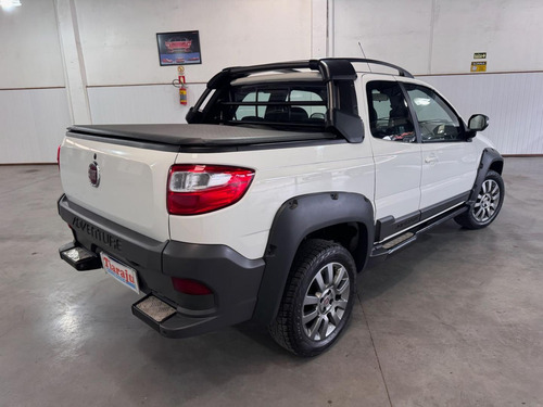 Fiat Strada 1.8 Mpi Adventure Cd 16v Flex 2p Manual