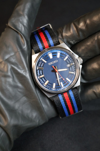 Relógio Masculino Seiko Sur509b1 D1qx Esportivo Pul. Nylon Correia Preto Bisel Preto Fundo Azul