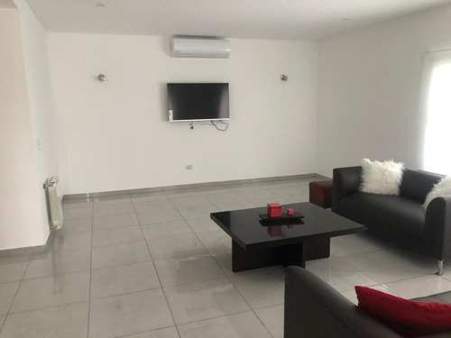 Imagen 17 de 18 de Casa De 5 Amb. En Canning. Barrio Brickland Canning