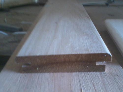 Deck Madera Sin Nudos 1x4 Sistema Clip Eucaliptus Grandis