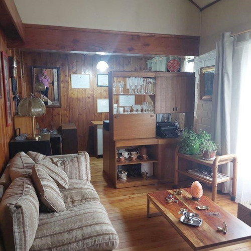 Casa De Un Piso/barrio Residecial/excelente Conectividad