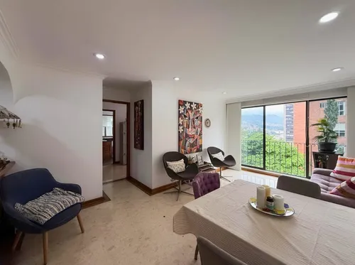 Apartaestudio En Venta En La Aguacatala El Poblado