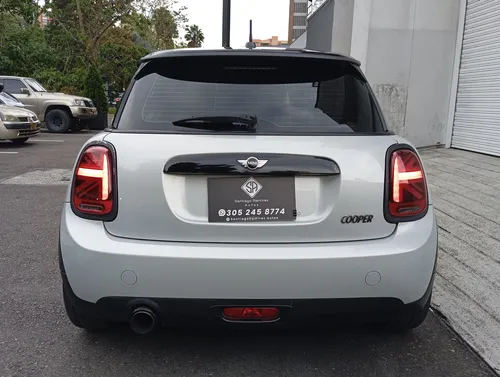 Mini Cooper 1.5 Aut