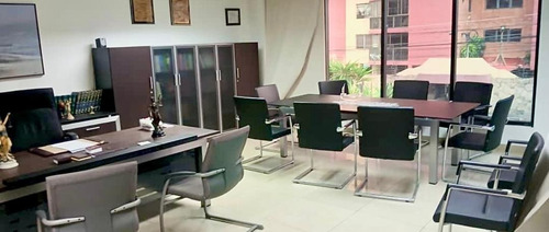 Inmobiliaria Mundo Inn Vende Oficina En Centro Comercial Parral Plaza, A Una Cuadra De La Av. Lara