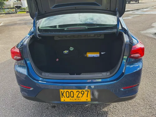 Chevrolet Onix 1.0T Premier Sedan At