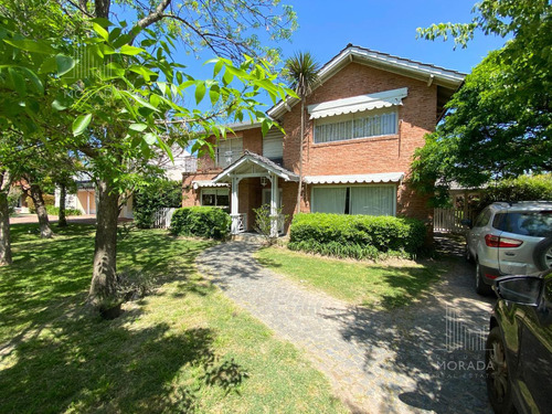 Casa En Venta En Club De Campo Pueyrredón, Pilar 3 Dorm Pileta Lote Central 863 M2
