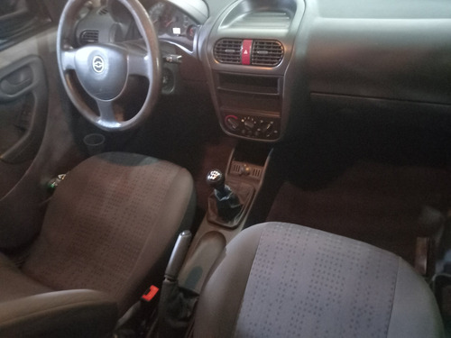 Imagem 4 de 11 de Chevrolet Montana 2010 1.4 Sport Econoflex 2p