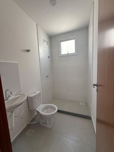 Casa Com 2 Quartos E Entrada Facilitada