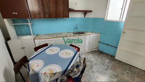 Venta Apartamento Pocitos 2 Dormitorios 1 Baño Balcon