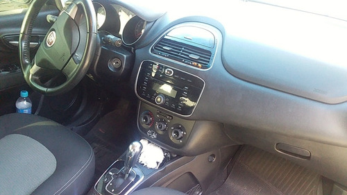 Fiat Linea 1.8 16v Essence Flex Dualogic 4p 2015