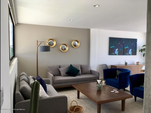 Imagen 1 de 14 de Venta Fabulosa Casa En Corregidora, El Condado, Qt. Cat22-534