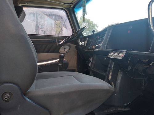 Volvo 410 Tractor En Muy Buen Estado.