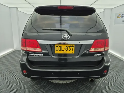 Toyota Fortuner 3.0 Sr5