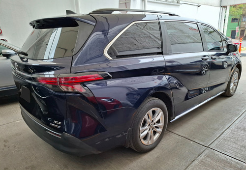 Toyota Sienna 2.5 Limited At hibrida